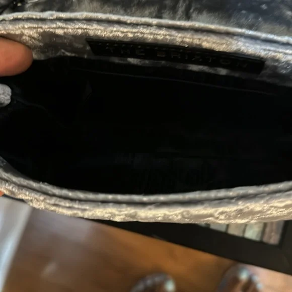 Kurt Geiger London Mini Brixton Lock Bag
Kurt Geiger London - Picture 13 of 15